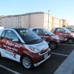 2_pizzahut_smartcar_vehiclewrap_iconography