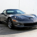 16_nicholaschevrolet_silvercorvette_racingstripe_iconography